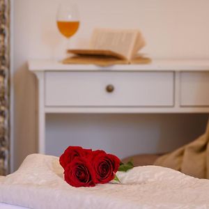 Summer Breeze Luxury Rooms